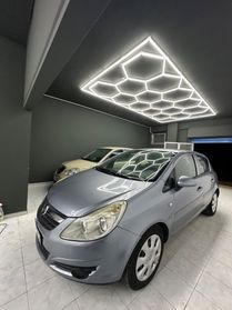 Opel Corsa 1.2 5 porte Easytronic Cosmo