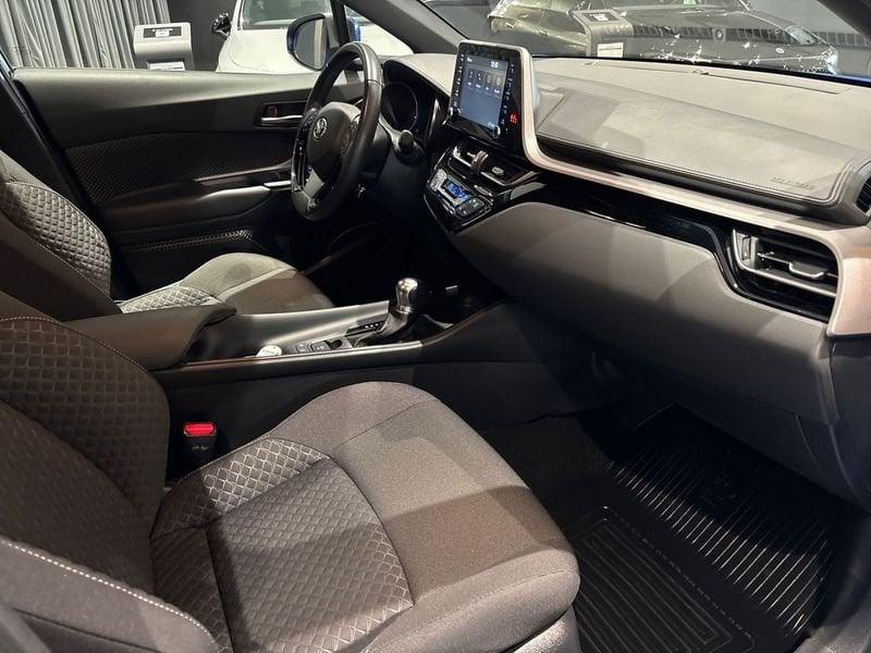 Toyota C-HR 1.8h Business e-cvt