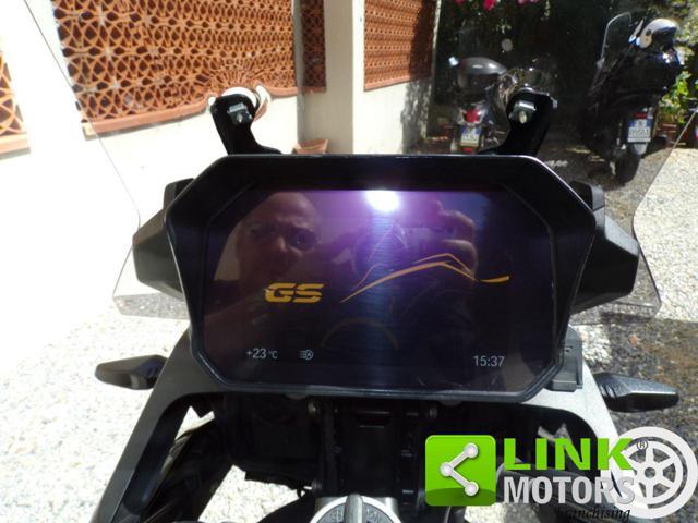 BMW F 750 GS Triple Black
