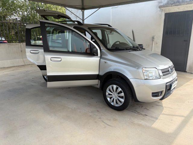 FIAT Panda 1.2 4x4 Climbing POCHI CHILOMETRI OK NEOP