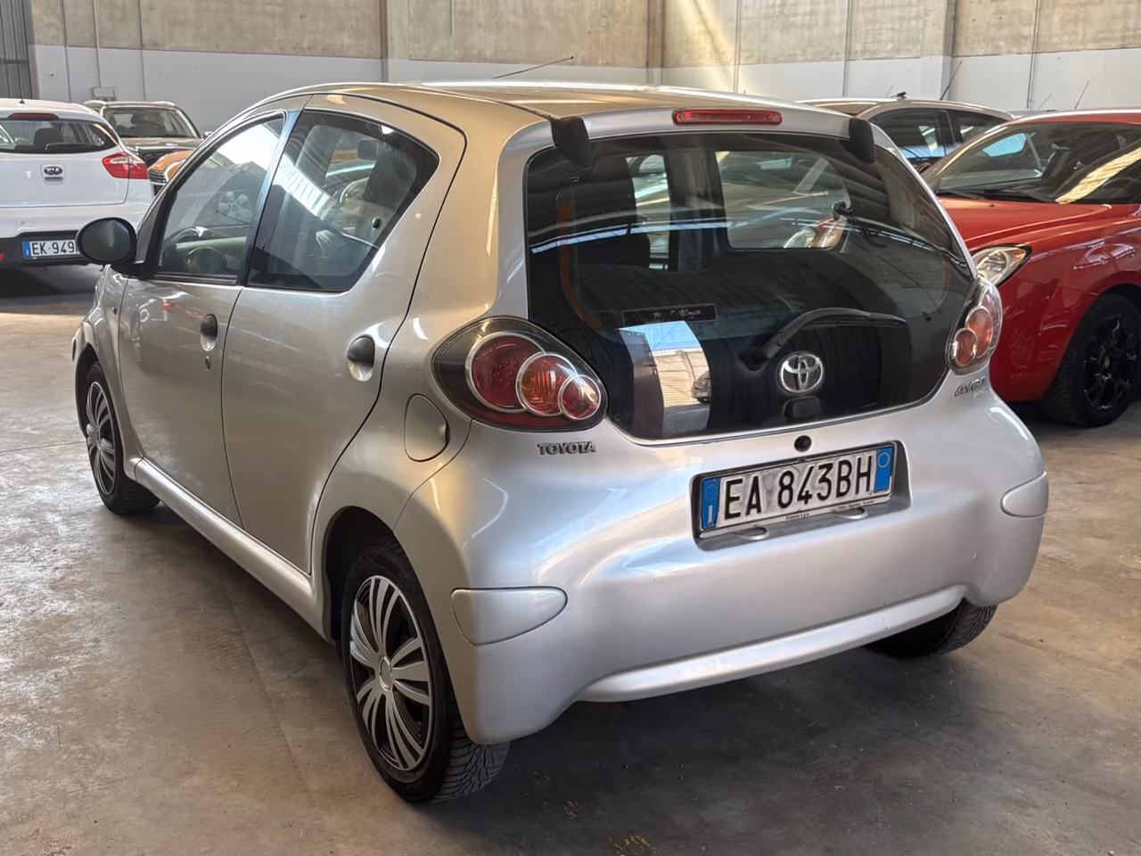 Toyota Aygo 1.0 12V VVT-i 5 porte Sol