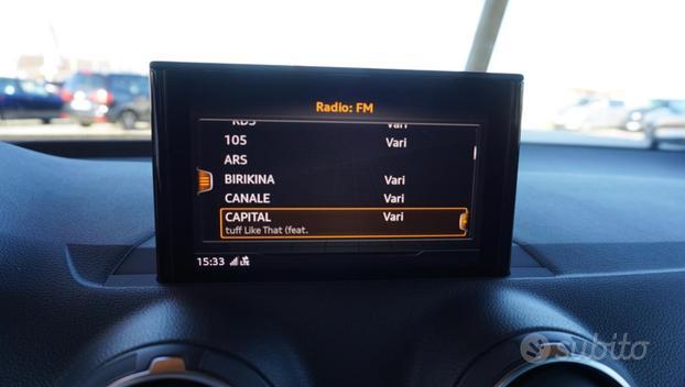 AUDI Q2 30 TDI S tronic Business