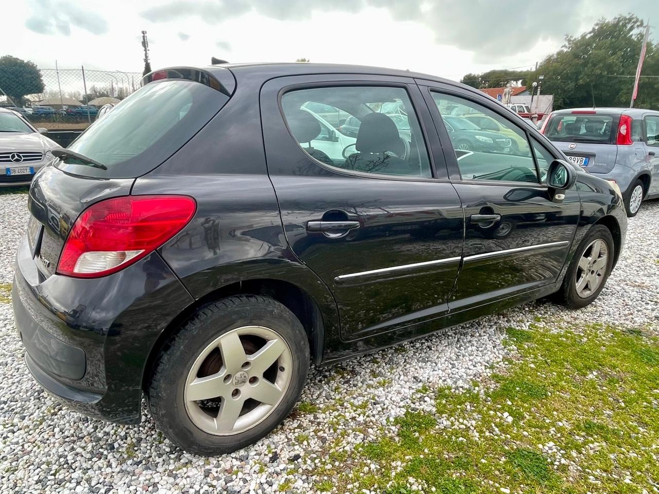 Peugeot 207 1.4 HDi 70CV FAP 5p. XS