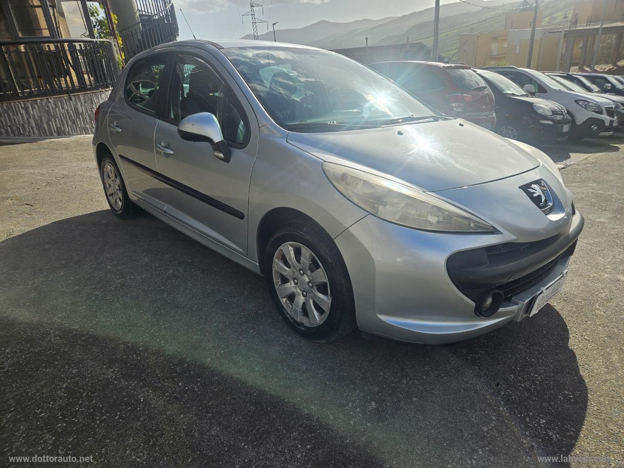 PEUGEOT 207 1.4 HDi 70 CV 5p. XS