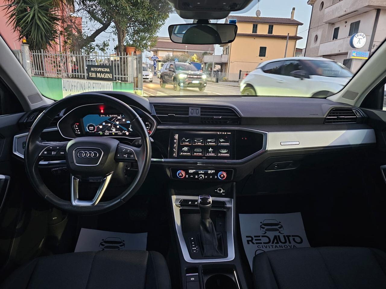 Audi Q3 35 TDI S tronic Business Advanced 2.0 150 CV