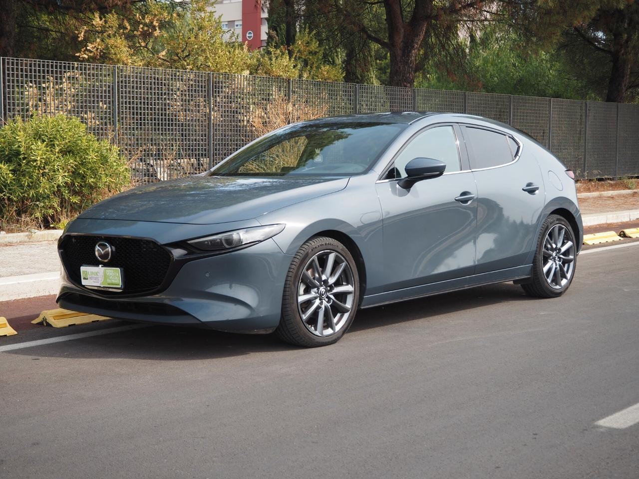 Mazda 3 1.8L Skyactiv-D Exceed