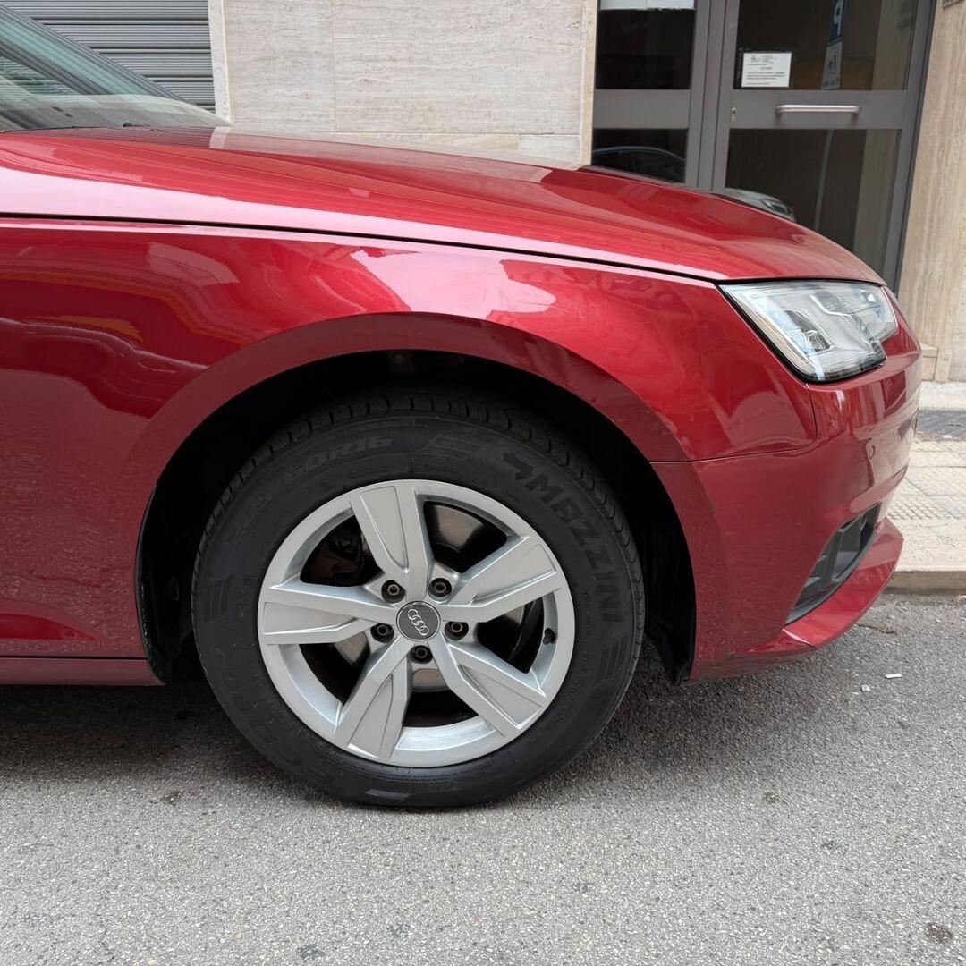 Audi A4 Avant 2.0 TFSI g-tron - 170CV