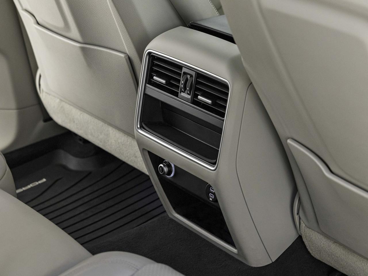 Porsche Cayenne coupe 3.0 e-hybrid tiptronic