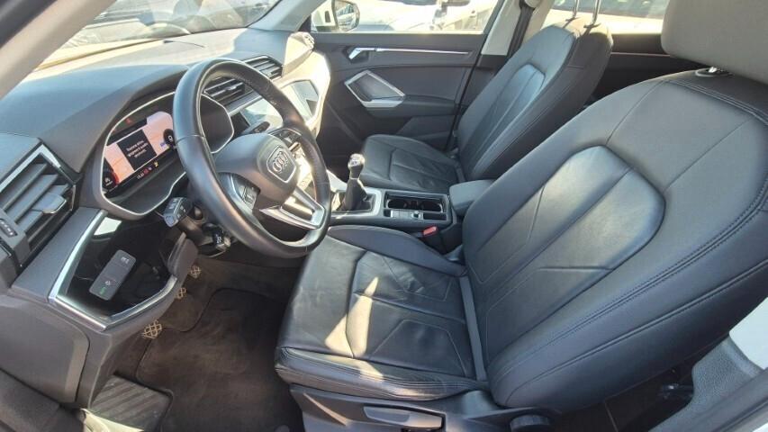Audi Q3 35 TDI quattro Business Advanced - 2019