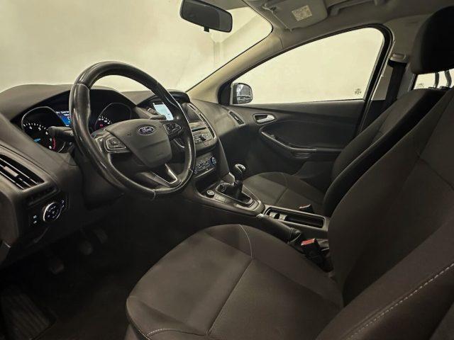 FORD Focus 1.0 EcoBoost - UNIPROP. - Bluetooth - Navi - Clima