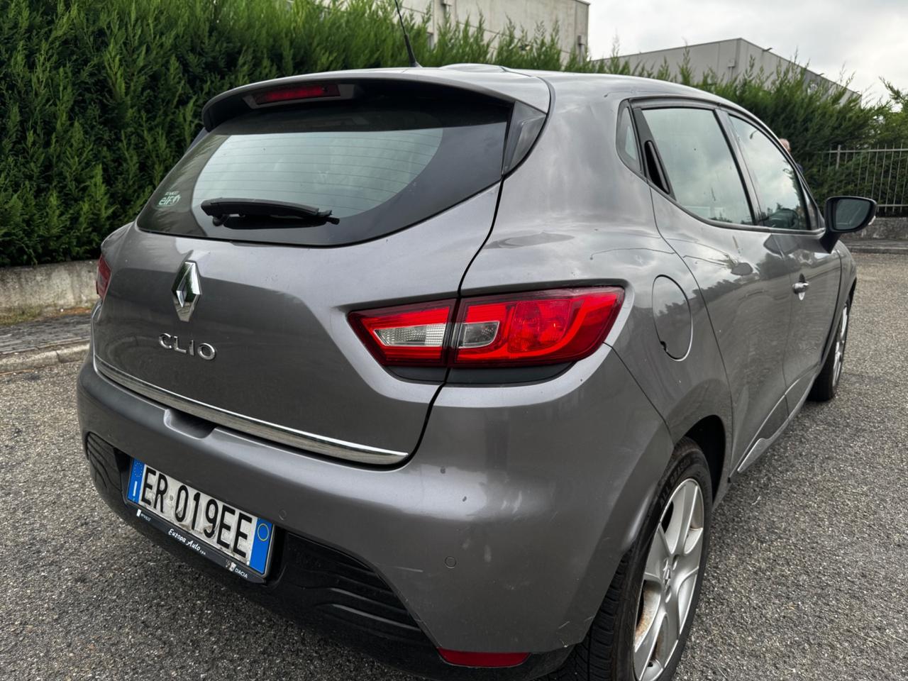 Renault Clio 1.2 75CV 5 porte Live