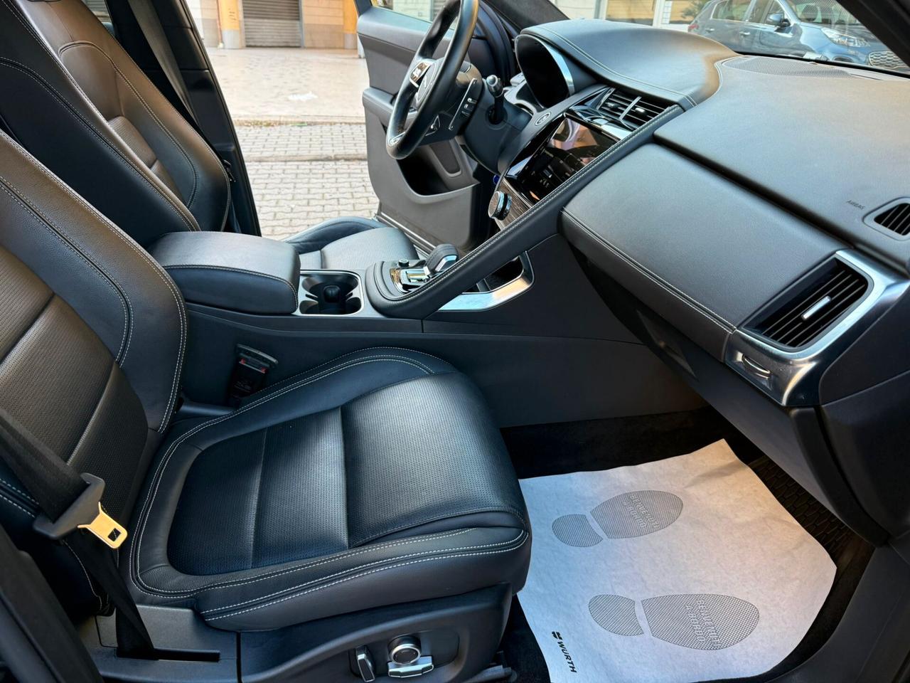 Jaguar E-Pace 2.0D I4 163 CV AWD Auto R-Dynamic HSE