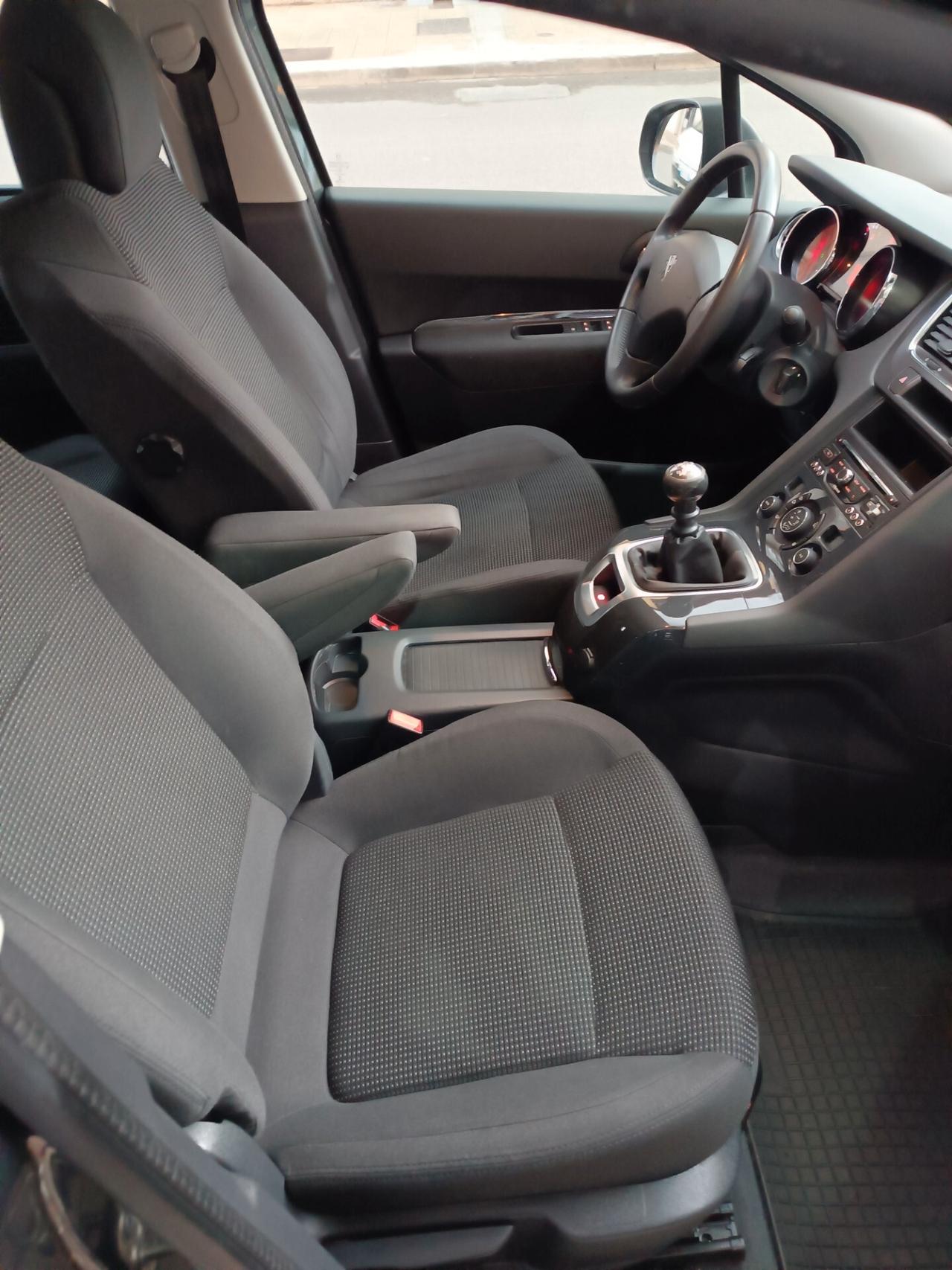Peugeot 5008 BlueHDi 120 CV Business 7 POSTI
