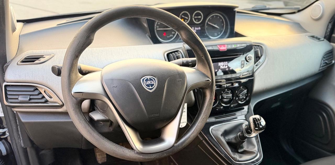 Lancia Ypsilon 1.2 Gpl 70 Cv