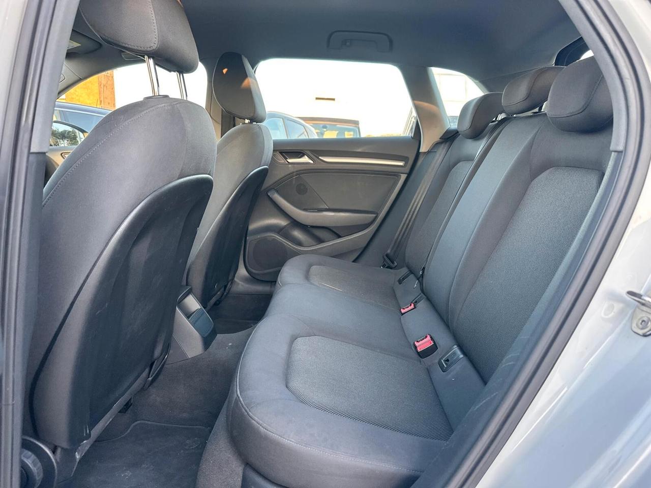 Audi A3 SPB 30 g-tron S tronic IN RIENTRO