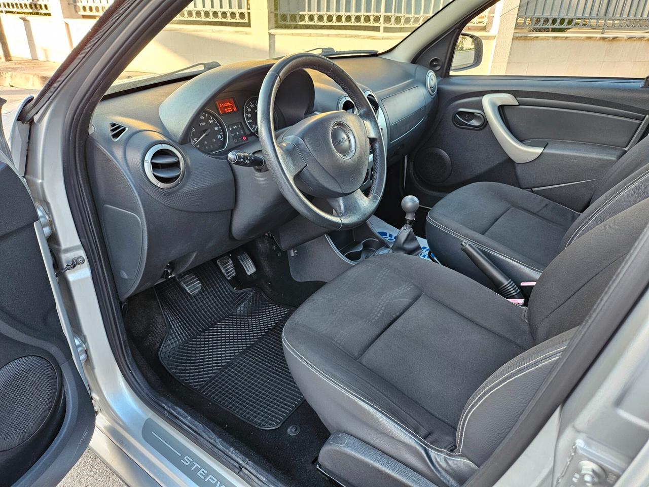 Dacia Sandero Stepway 1.5 DCi 70cv