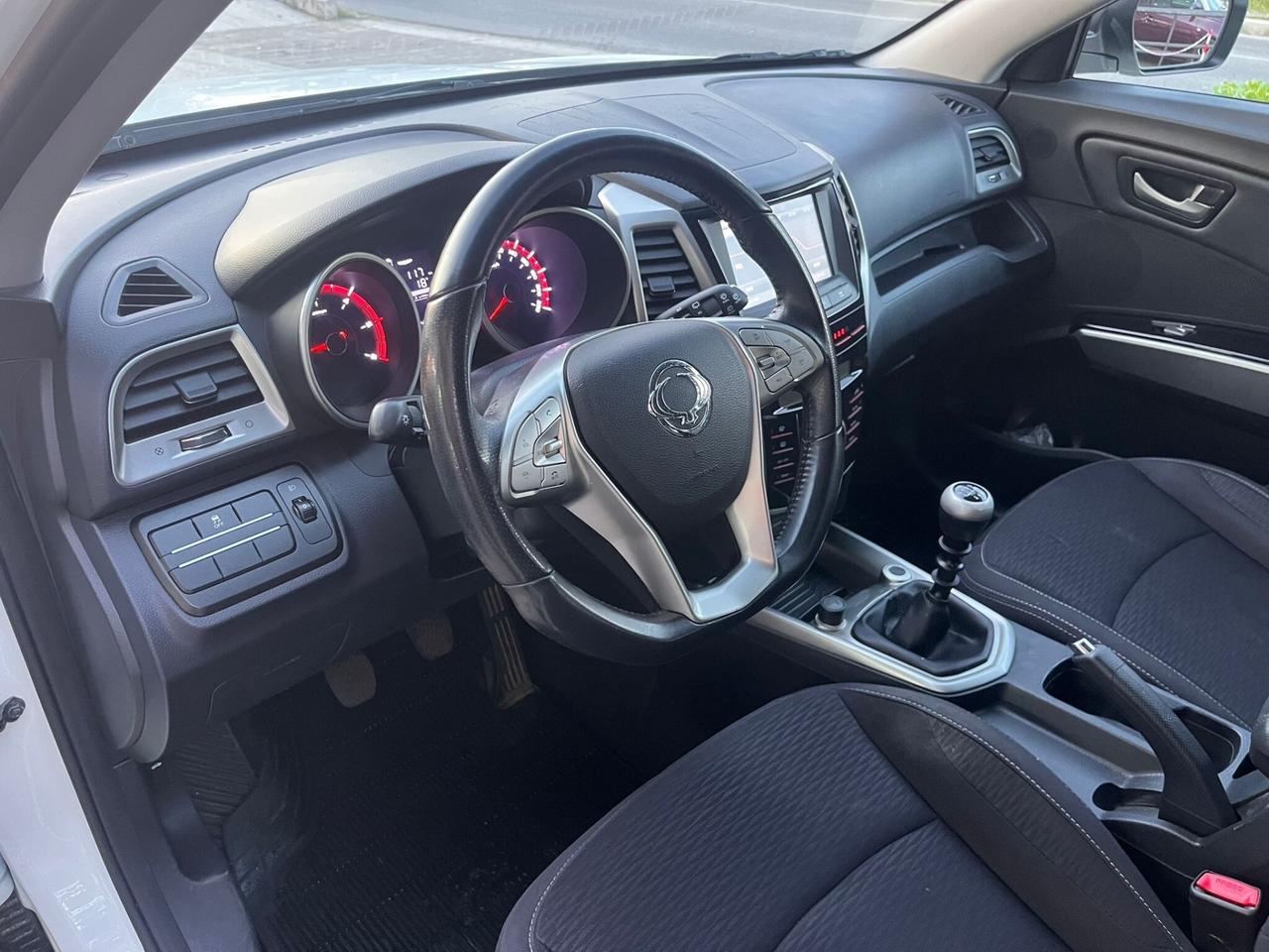 SSANGYONG TIVOLI 1.6D