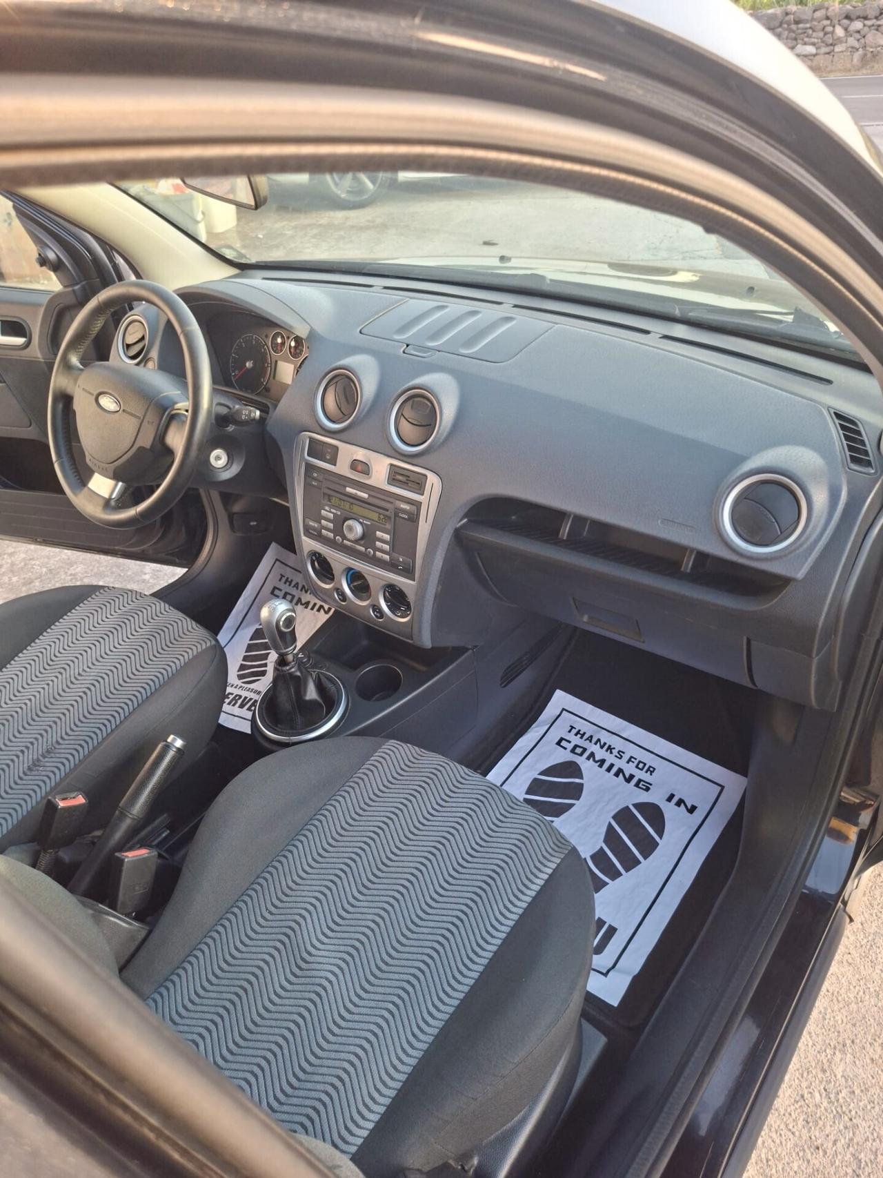Ford Fusion TITANIUM 1.4 TDCi 5p.