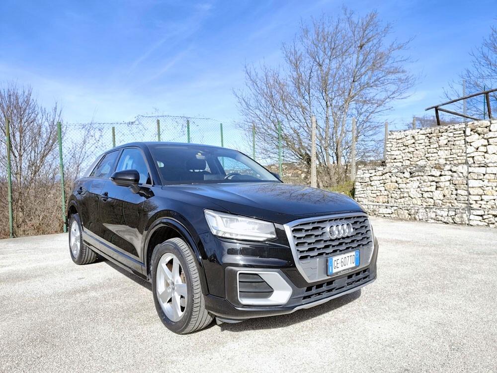 Audi Q2 1.6 TDI Design Virtual Cockpit, LED, Navi, KM Certificati!