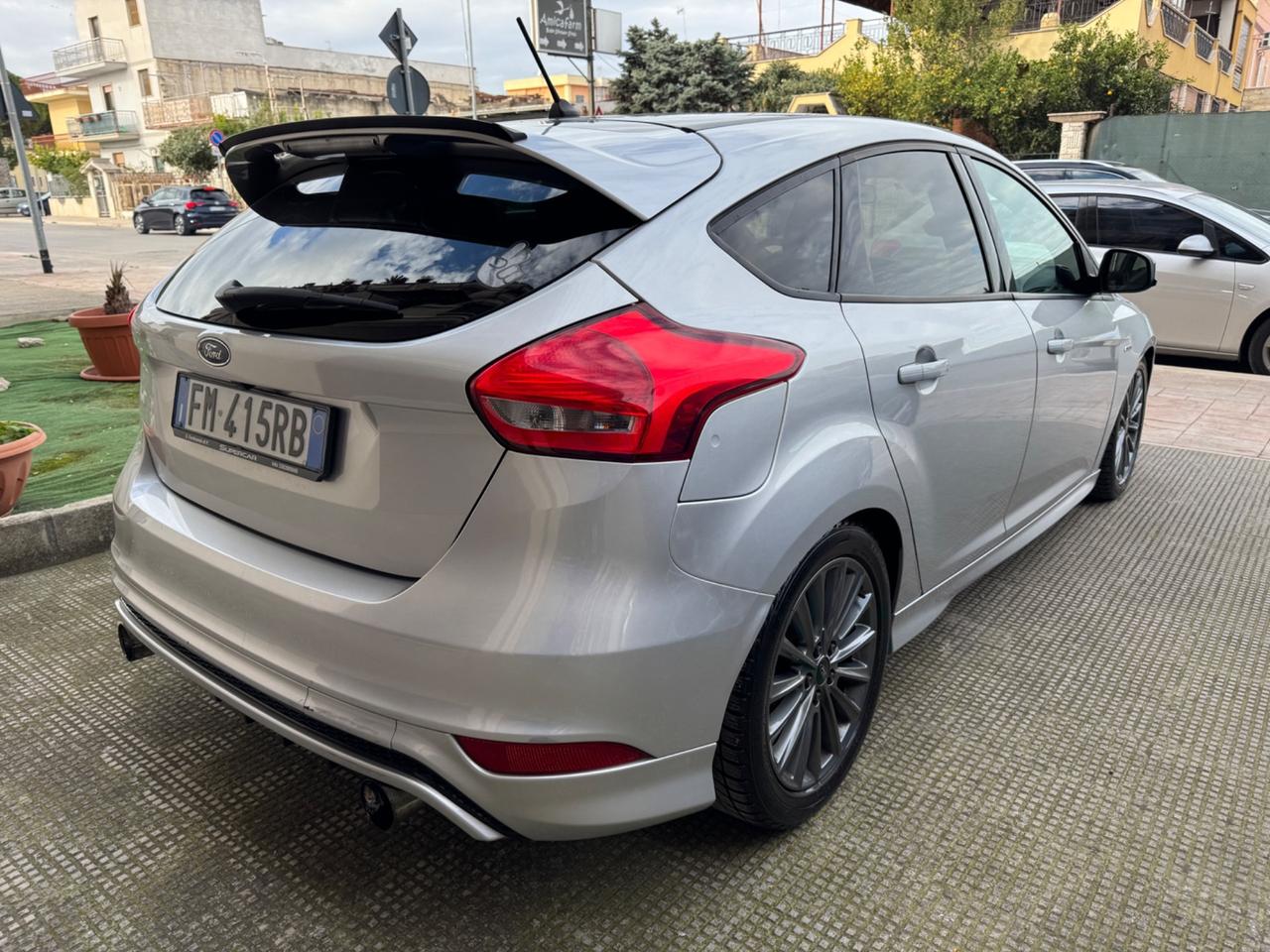 Ford Focus 1.5 TDCi 120 CV Start&Stop ST Line