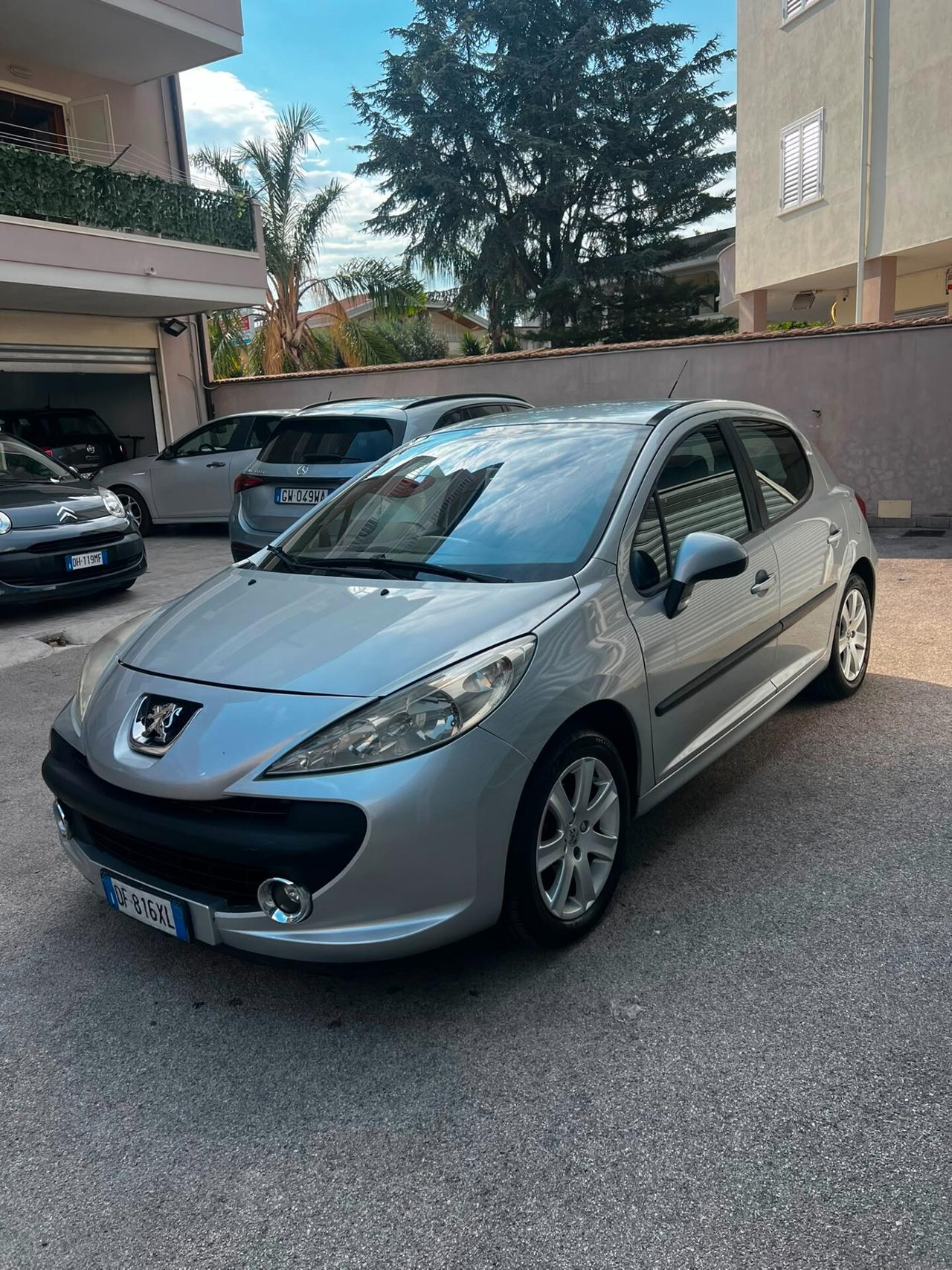 Peugeot 207 1.6 HDi 90CV 5p. XS