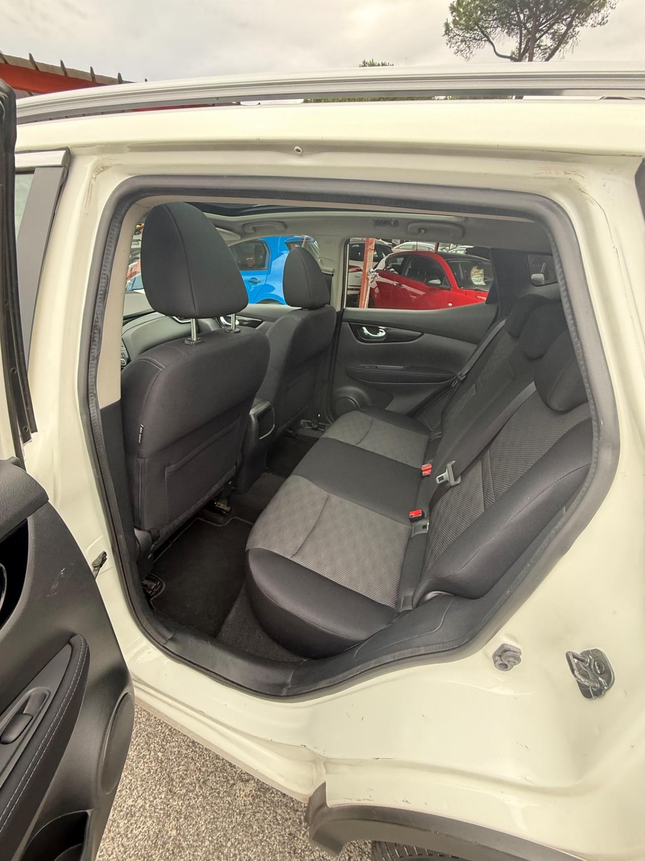 Qashqai 1.5 dCi Tekna( 50 mila km ) -unìpro-rate-E6