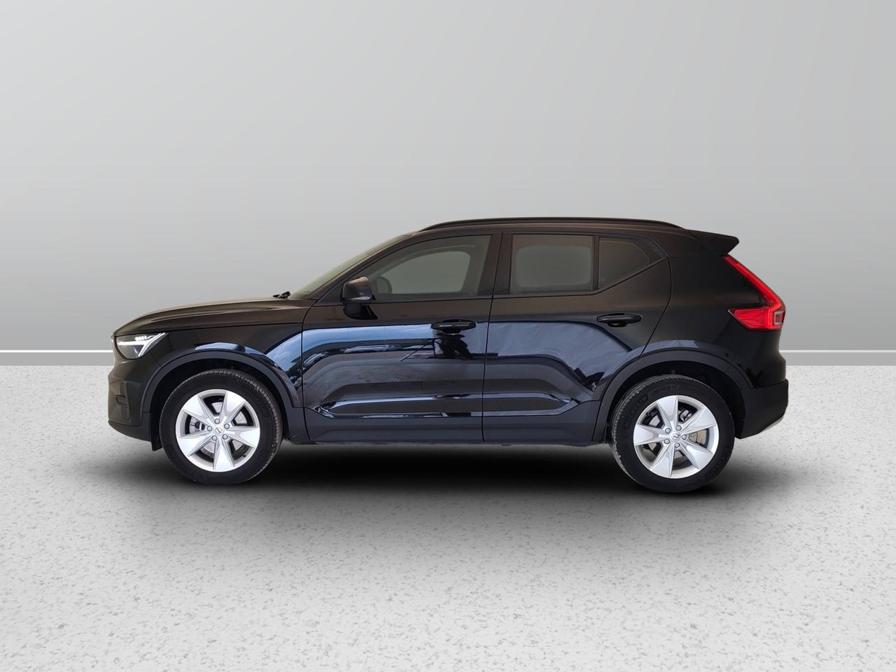 VOLVO XC40 2023 - XC40 2.0 b3 Essential auto