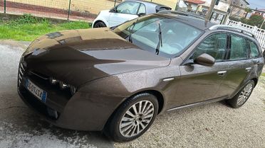Alfa Romeo 159 2.4 JTDm 20V Sportwagon Exclusive Q-Tronic