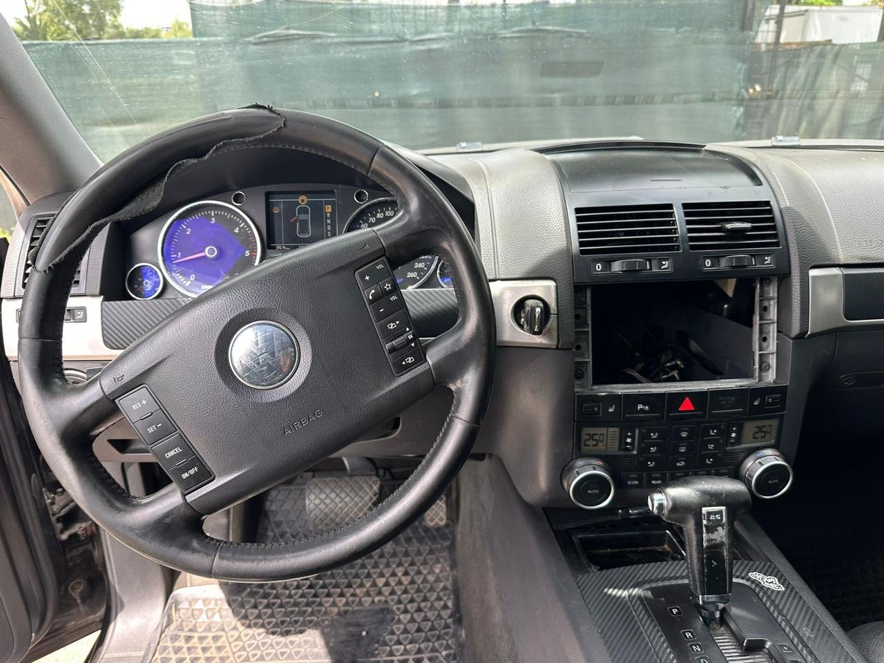 Volkswagen Touareg 2.5 R5 TDI
