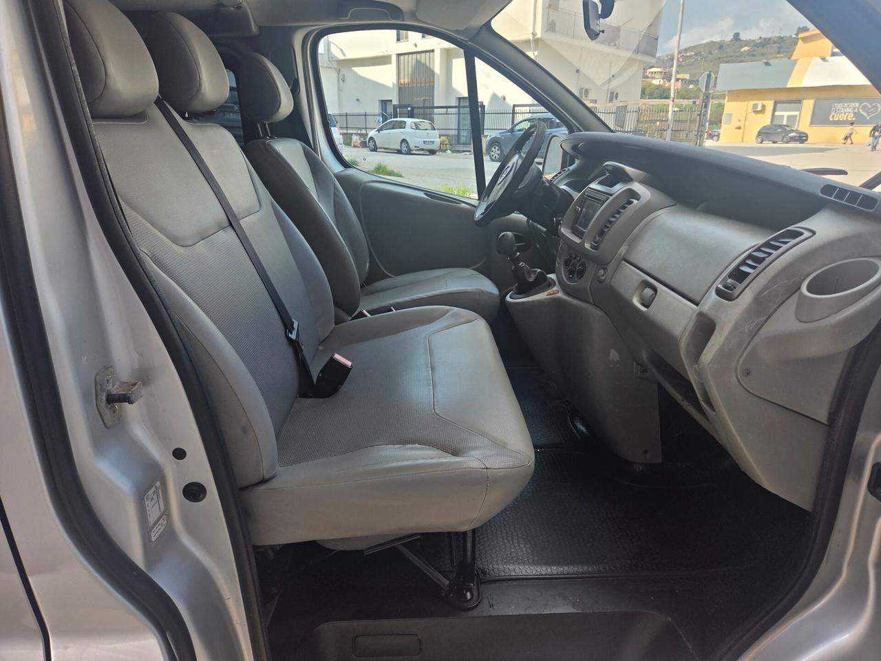 OPEL VIVARO 9 POSTI 2.0 115 CV KM CERTIFICATI