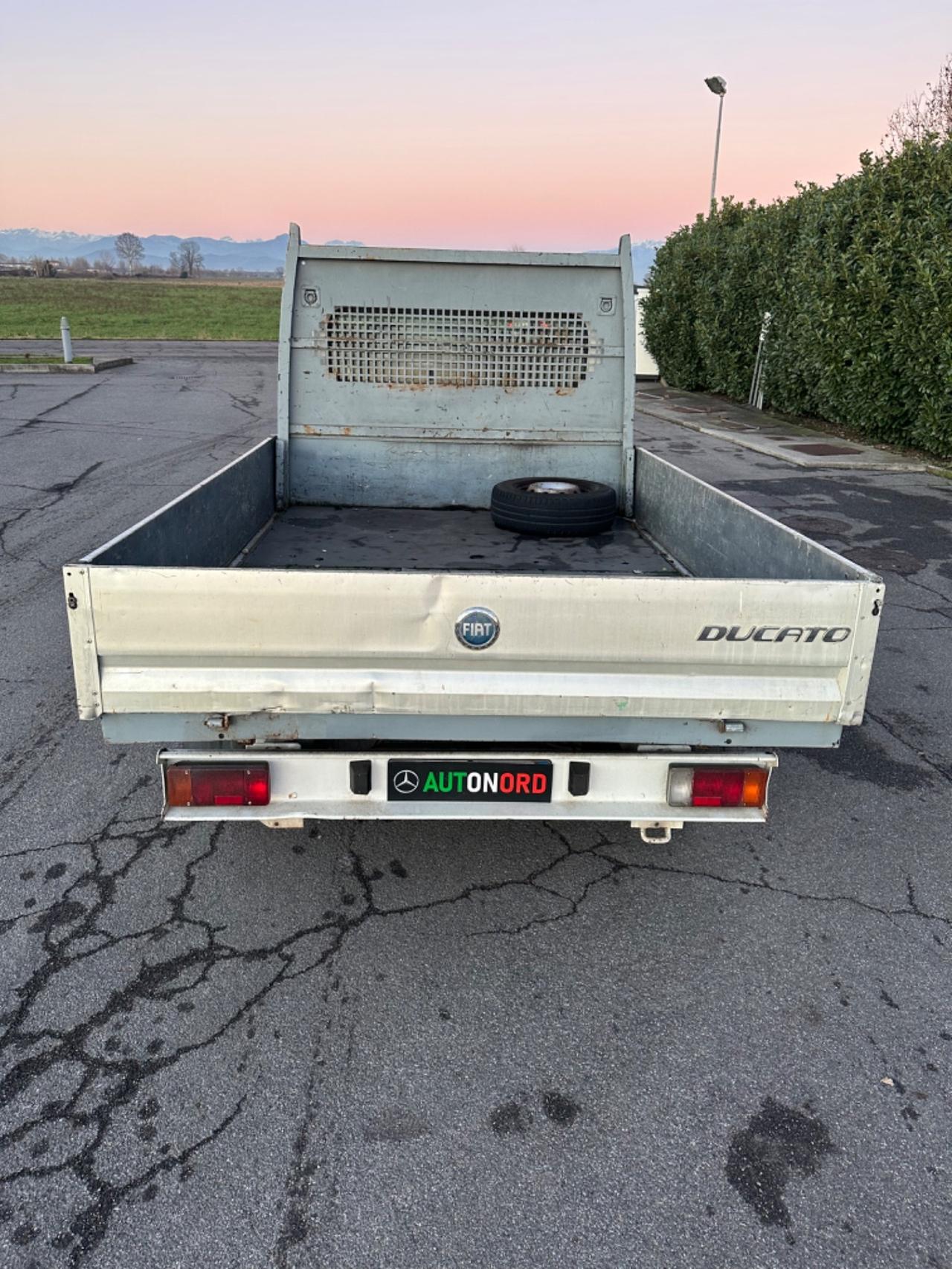 Fiat Ducato 30 2.2 MJT PC Cabinato 7 POSTI