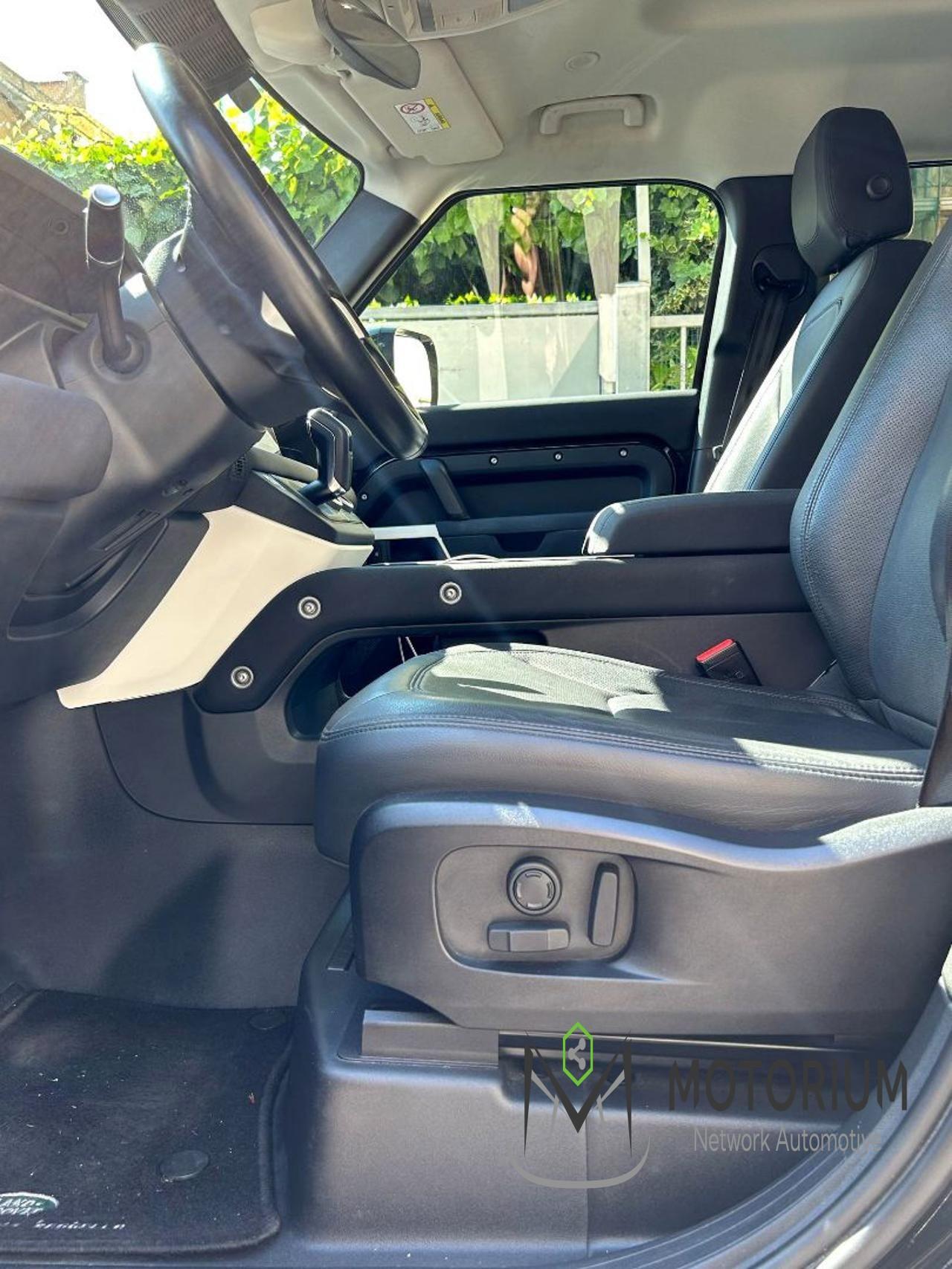 Land Rover Defender 110 3.0D 200 CV AWD-NO OBBLIGO FINANZIAMENTO-