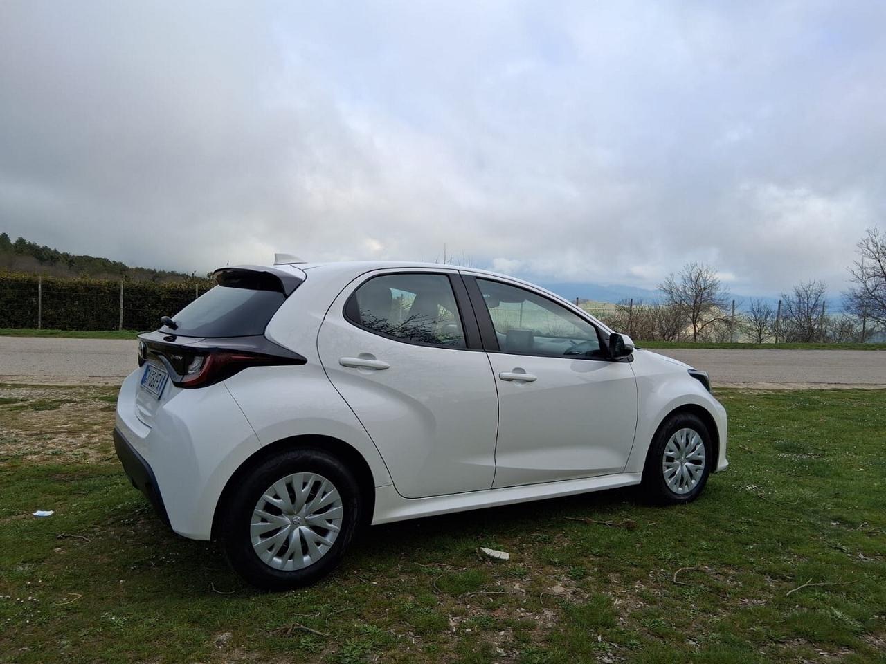 Toyota Yaris 1.5 Hybrid Active