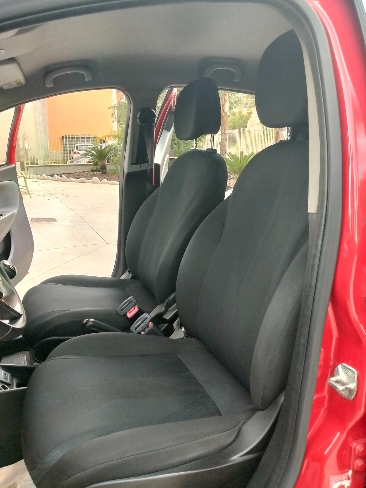 Lancia Ypsilon 1.2 69 CV 5 porte GPL Ecochic Platinum