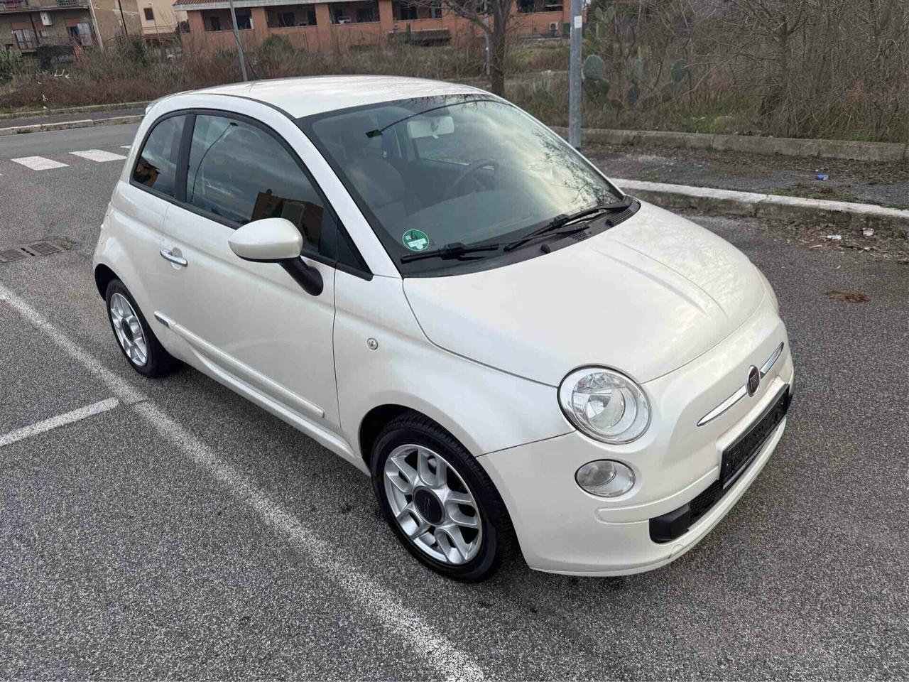Fiat 500 AUTOMATICA 60000KM ORIGINALI GARANZIA PERMUTE