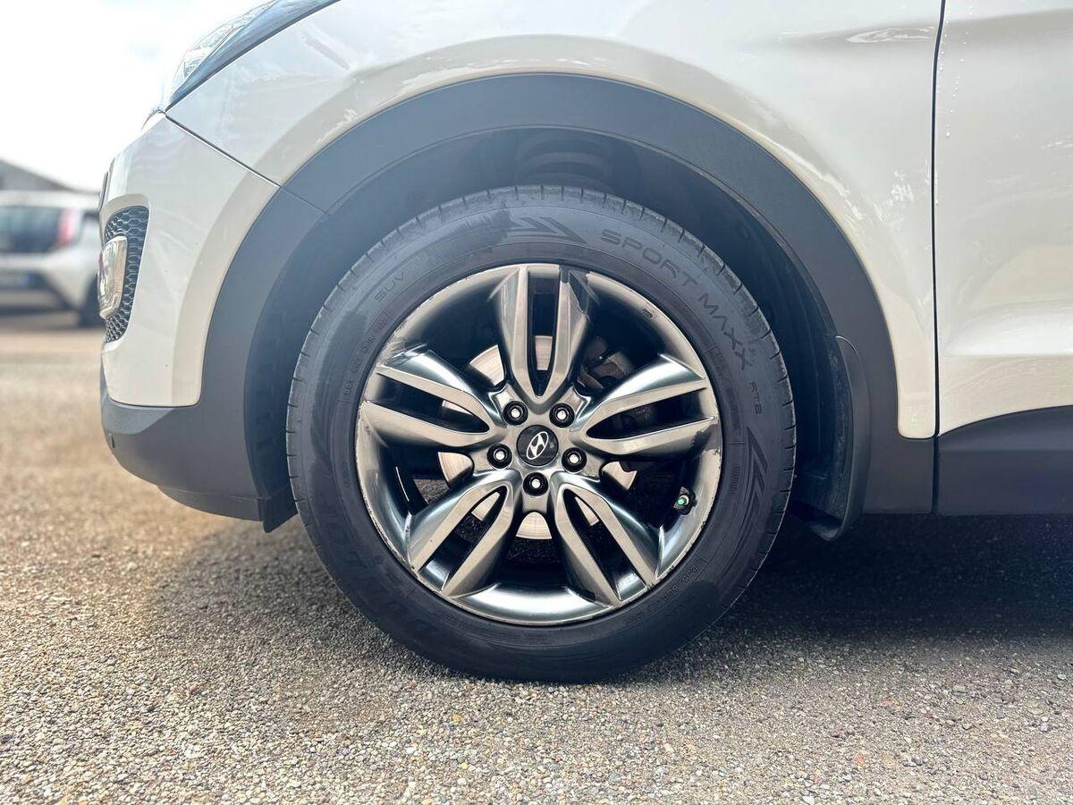 Hyundai Santa Fe III 2013 2.2 crdi Style 4wd auto