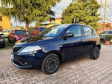 Lancia Ypsilon 1.2 69 CV 5 porte GPL OK NEOPATENTATI