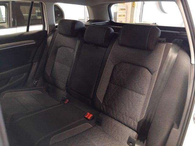 VOLKSWAGEN Passat Variant 2.0 TDI SCR EVO DSG Business