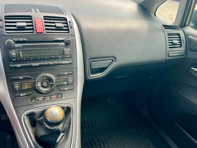 Toyota Auris 1.4 D-4D 5 porte Sol
