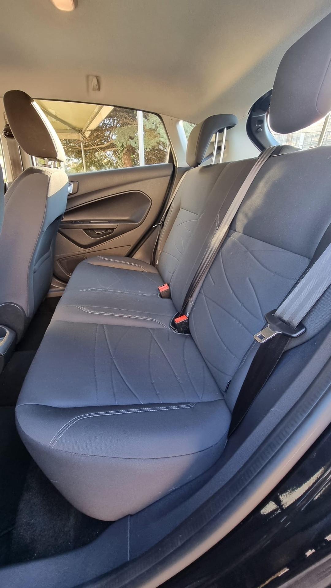 Ford Fiesta 1.0 80CV 5 porte Titanium