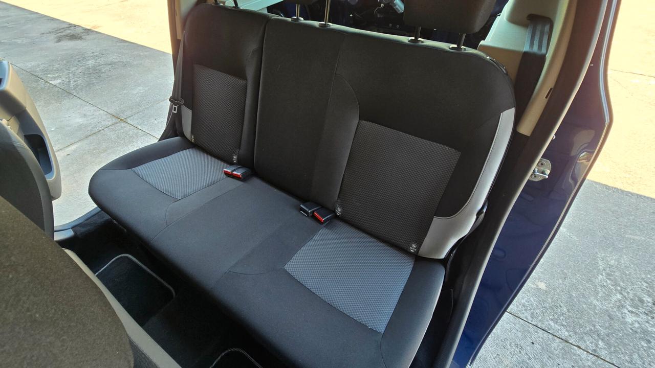 DACIA SANDERO GPL TENUTA MOLTO BENE