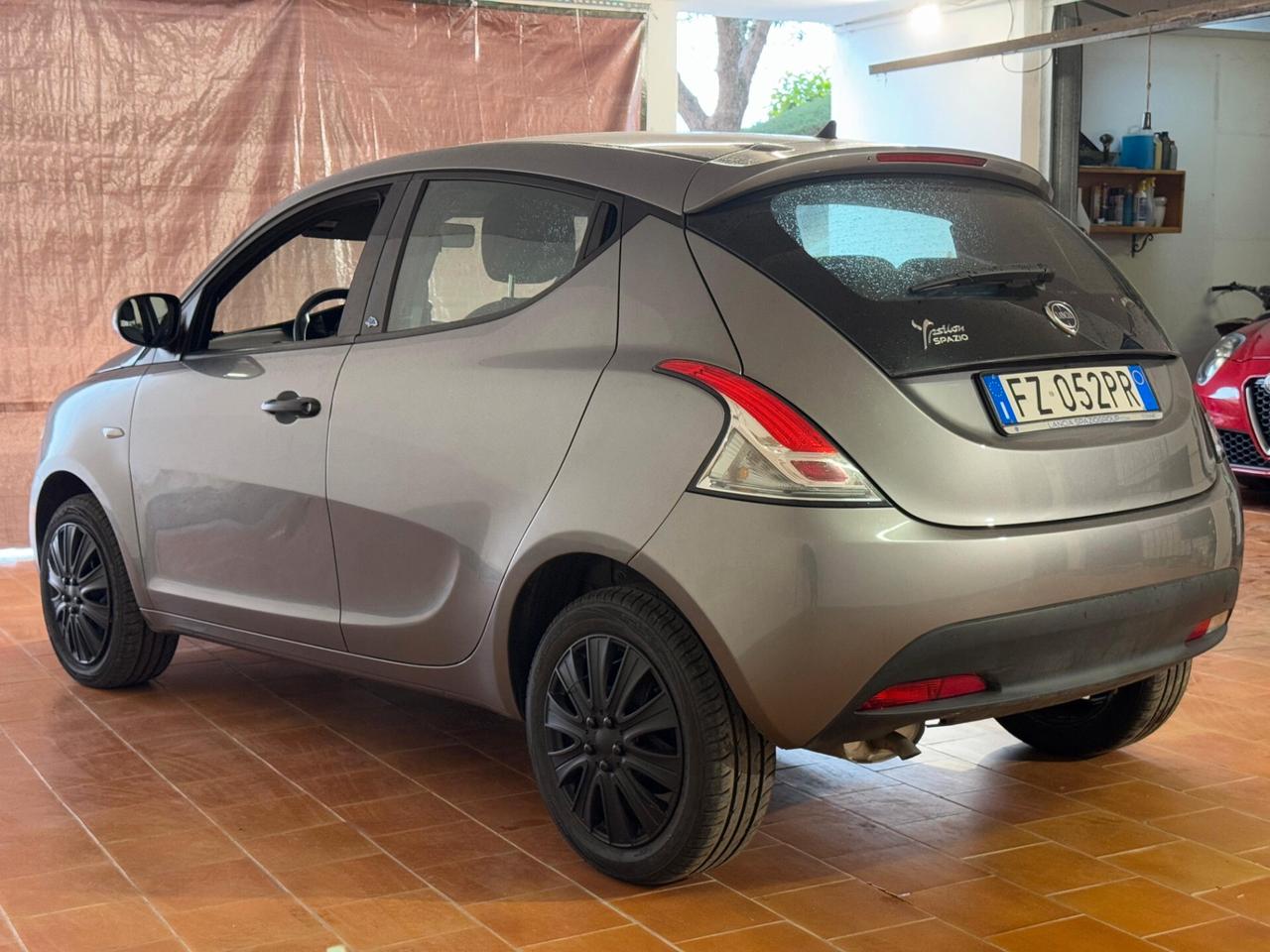 Lancia Ypsilon 1.2 69 CV 5 porte GPL Ecochic Elefantino Blu