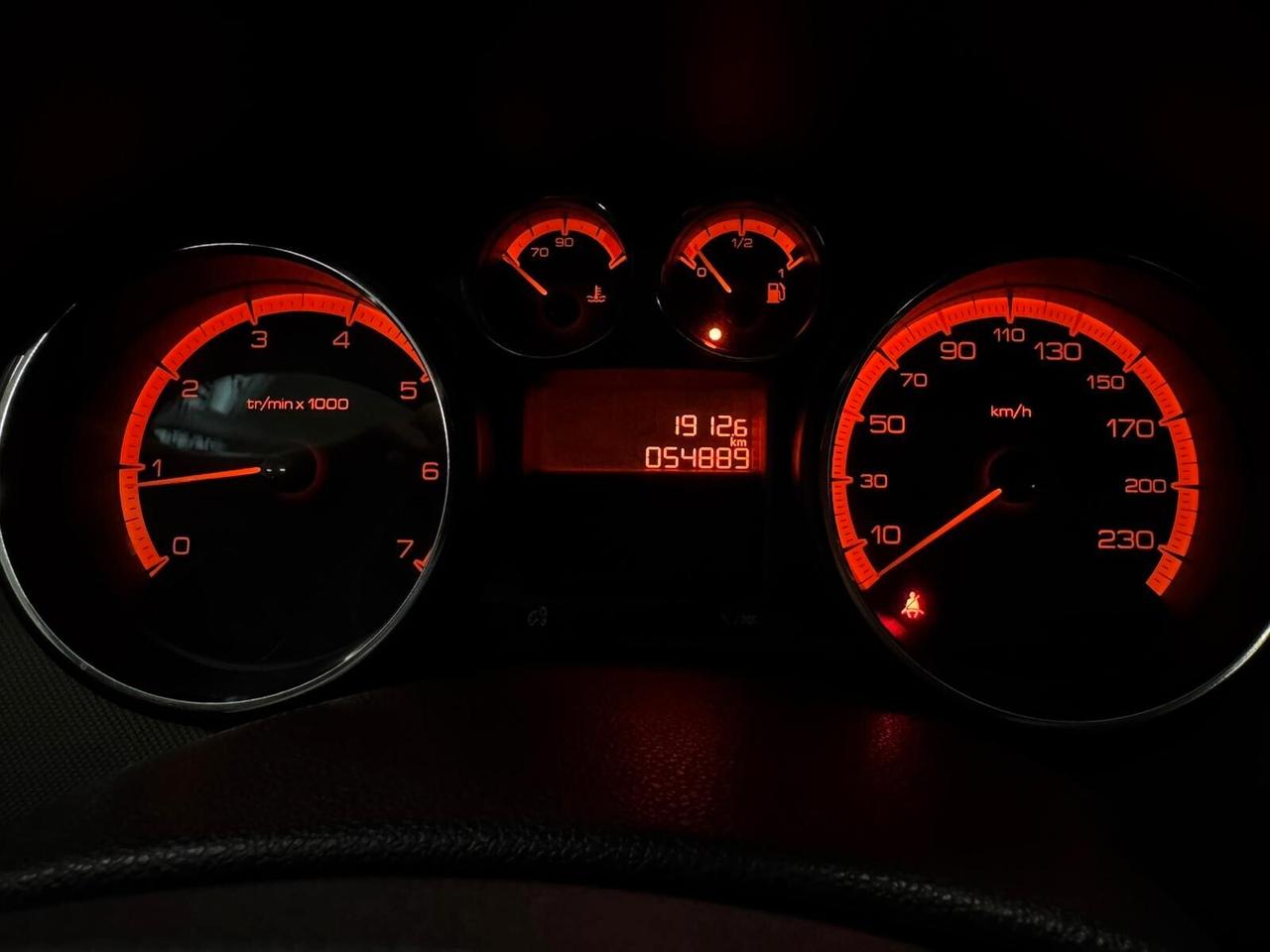 Peugeot 308 1.4 VTi 98CV 5p. Premium