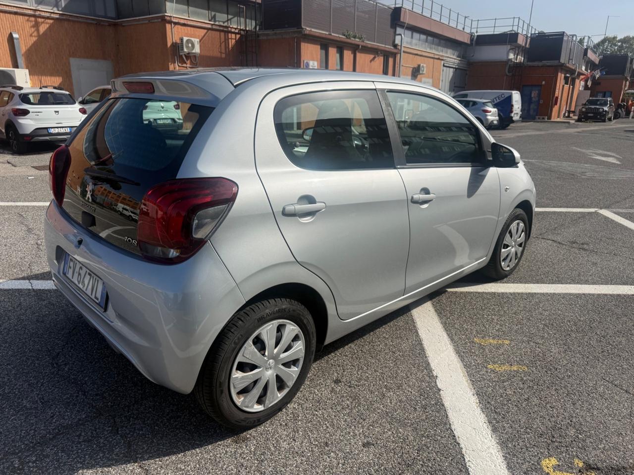 Peugeot 108 VTi 72 ETG 5 porte Allure
