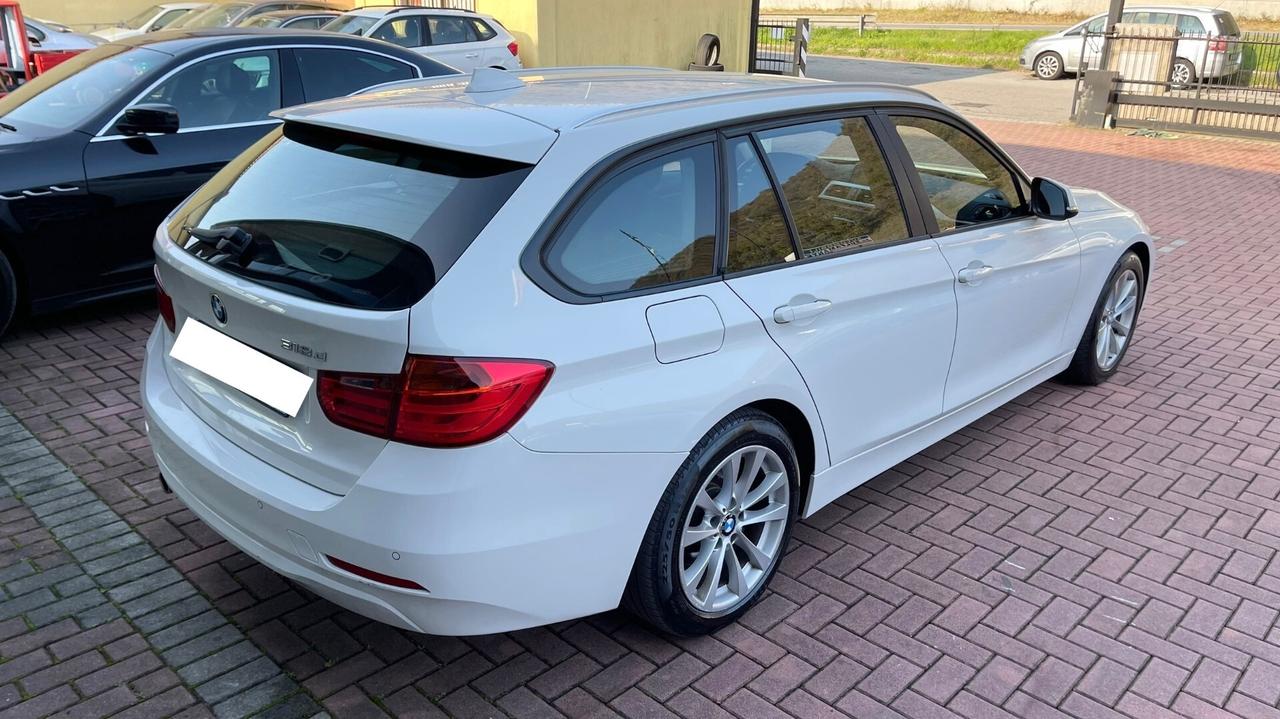 Bmw 118 118d 5p. Business