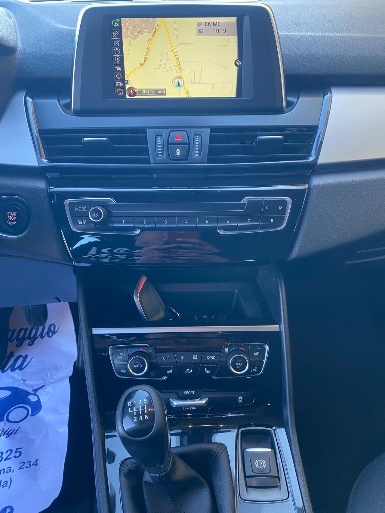 Bmw 216d Anno 2017 Full Navi Led Xeno