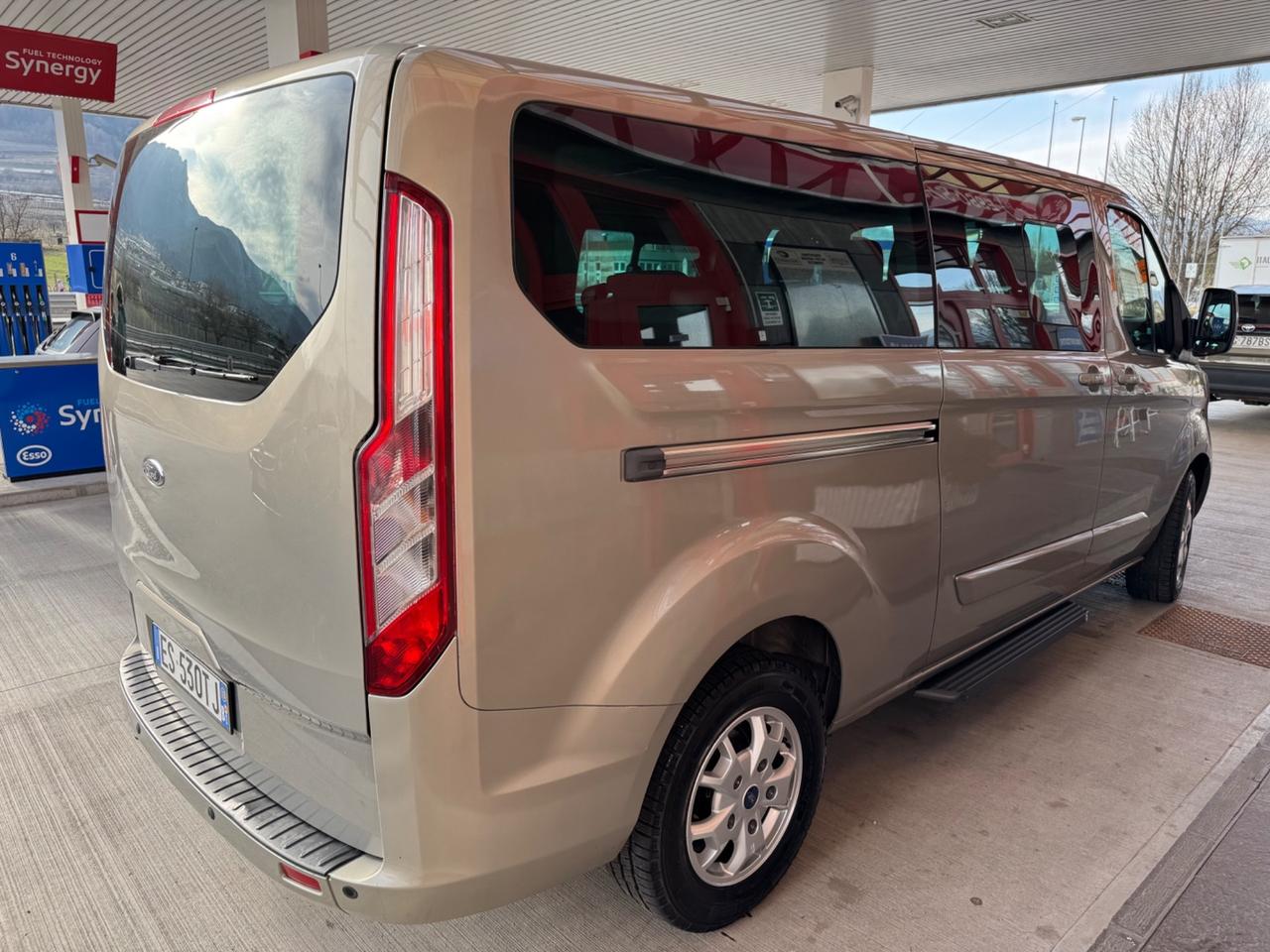 Ford Tourneo Custom Tourneo Custom 300 2.2 TDCi 155CV PL Titanium