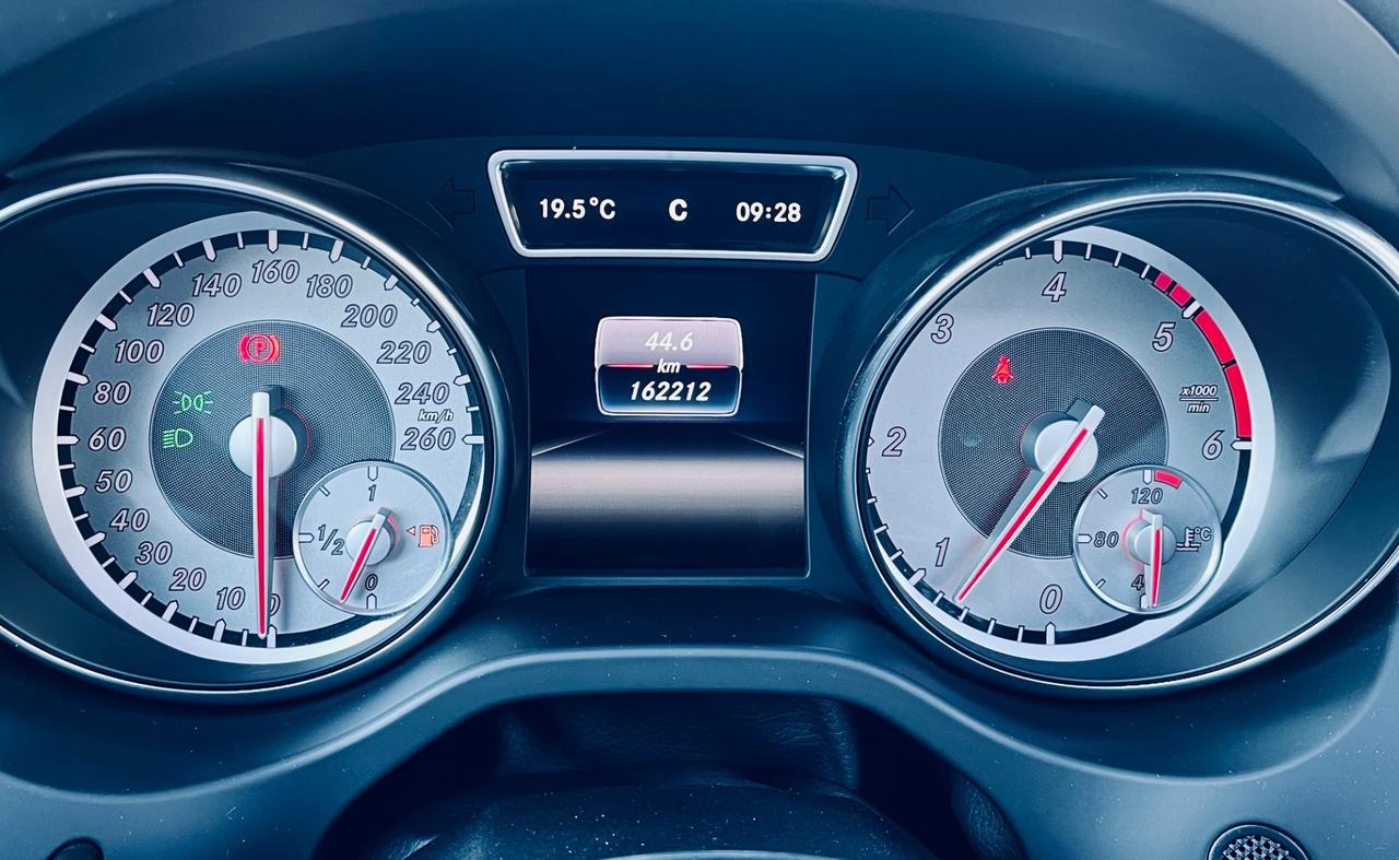 Mercedes-benz GLA 200 d Premium Enduro Tetto Panoramico