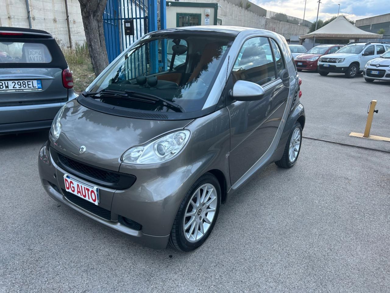 Smart ForTwo 1000 benzina 71 cv 2010