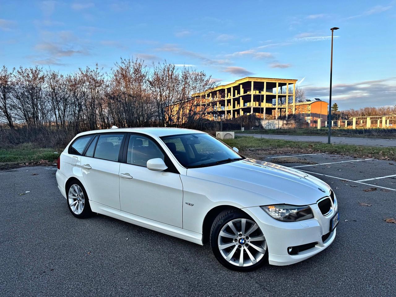 Bmw 318d cat Touring Attiva 143cv FL Unico Proprietario